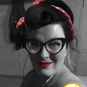 Meet your Posher, Mistee